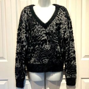 7 For All Mankind Black/Grey Jacquard Knit V-Neck Sweater‎ Size XS